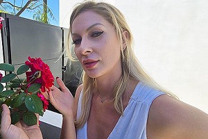 Sydney Paige — особенный кримпай сводной мамочки