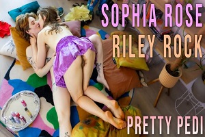 Райли Рок и София Роуз – Pretty Pedi