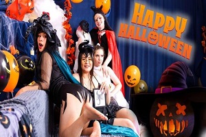 Найс Вики, Амелия Ост, Рокси Мюрой и Черри Блэк – Happy Halloween
