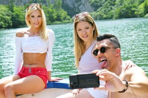 CANDEE LICIUST & REBECCA VOLPETTI-PASSPORT TO PARADISE ГЛАВА 1: Недопись подруги CANDEE LICIUST и REBECCA VOLPETTI.