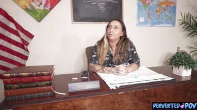 Нина Нова — Доминирующий учитель учит непослушной ученике некоторой дисциплины — E37