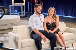 Summer Starz — Summer и Dean — Milf Hotwife берет огромную BBC
