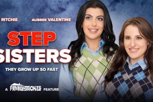 Aubree Valentine, Gal Ritchie, Kelsey Kane & Shay Shears — Step Sisters — эксклюзивная функция семейной сети
