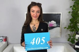 Becky California — Skinny Brunette Slut максимально использует кастинг — E405