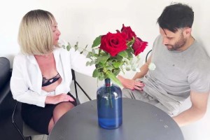 Лена — Лена находит договоренность по -своему …