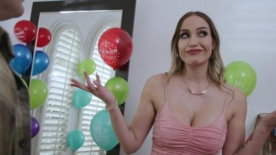 Desiree Dulce — вечеринка по случаю дня рождения на 2