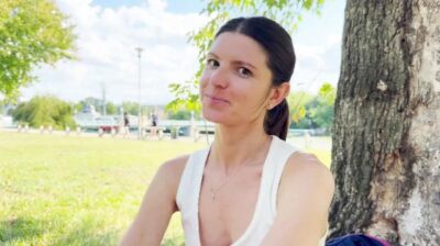 Джина — Джина, 27 лет, очень непослушный учитель французского языка …