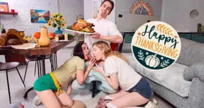 Миа Мурковски и Сиа Флоранс – начинка для киски на День Благодарения