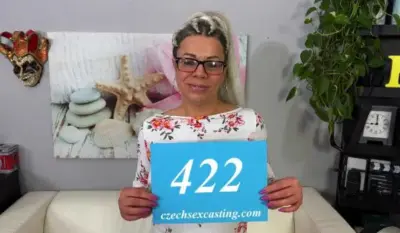 Lucka — Грудастая милфа обожает, когда ее трахают — E422