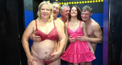 Samantha Tits и Rosa Sweetheart — секретный трах-клуб дедушки