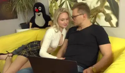 Джесси Эймс — сексуальная блондинка не может дождаться его твердого члена