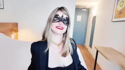Алиса – Алиса, 34 года, менеджер банка в Париже!